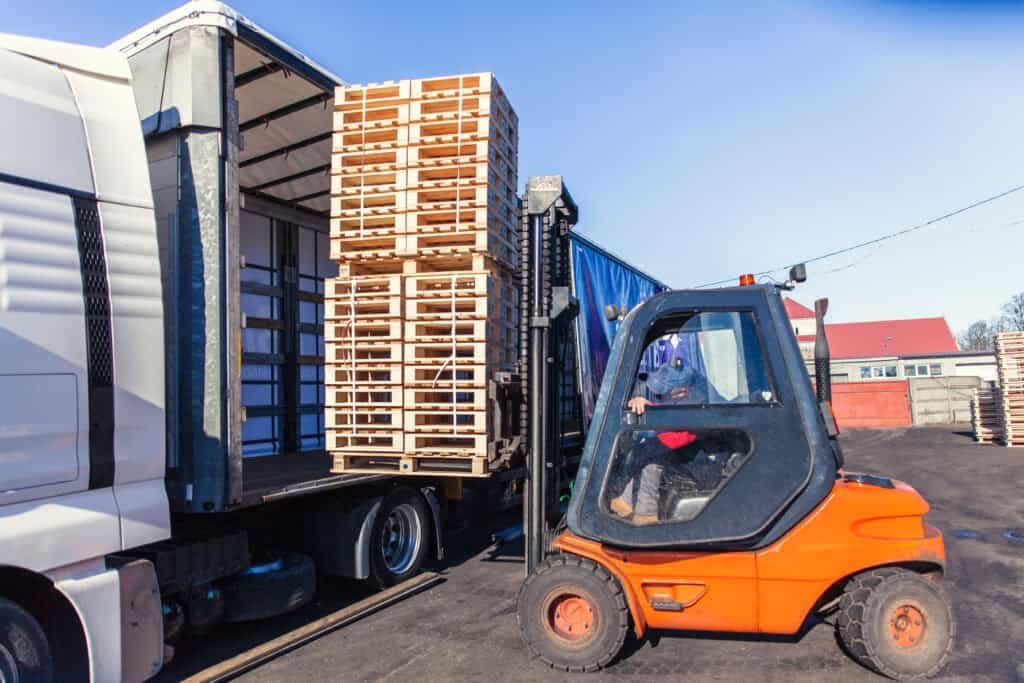 Palletbiz truck loaded with automotive parts pallets